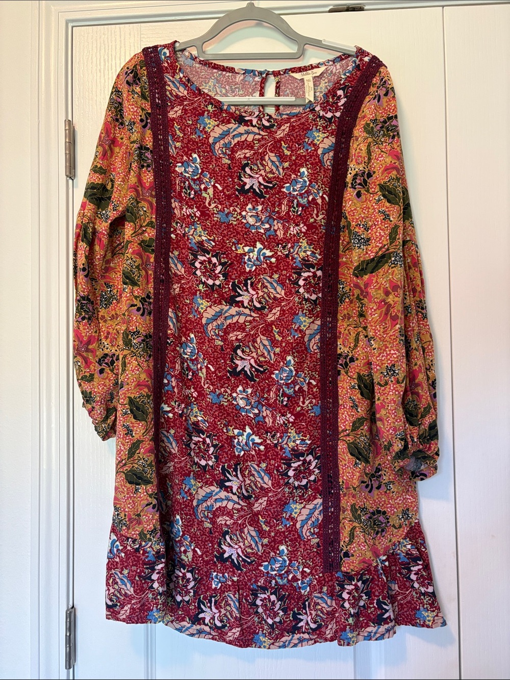 Boho Floral Patchwork Shift Dress in Red and Pink size Medium